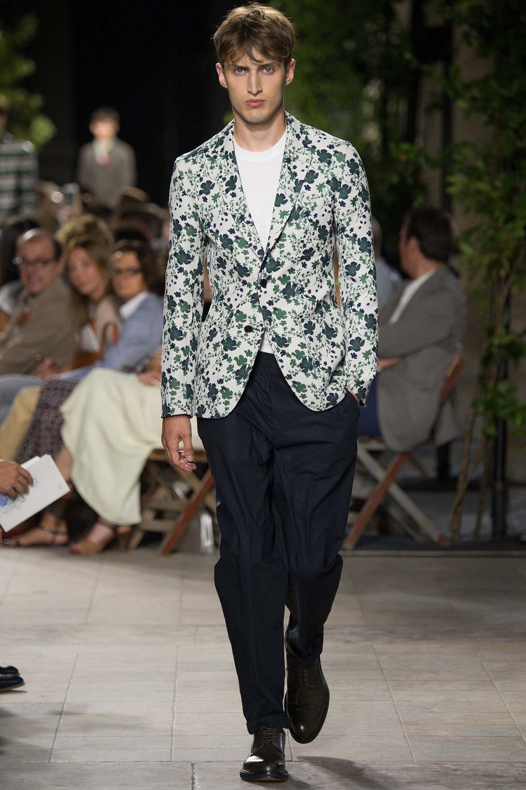 spring-2016-menswear-trends-03-botanical-05