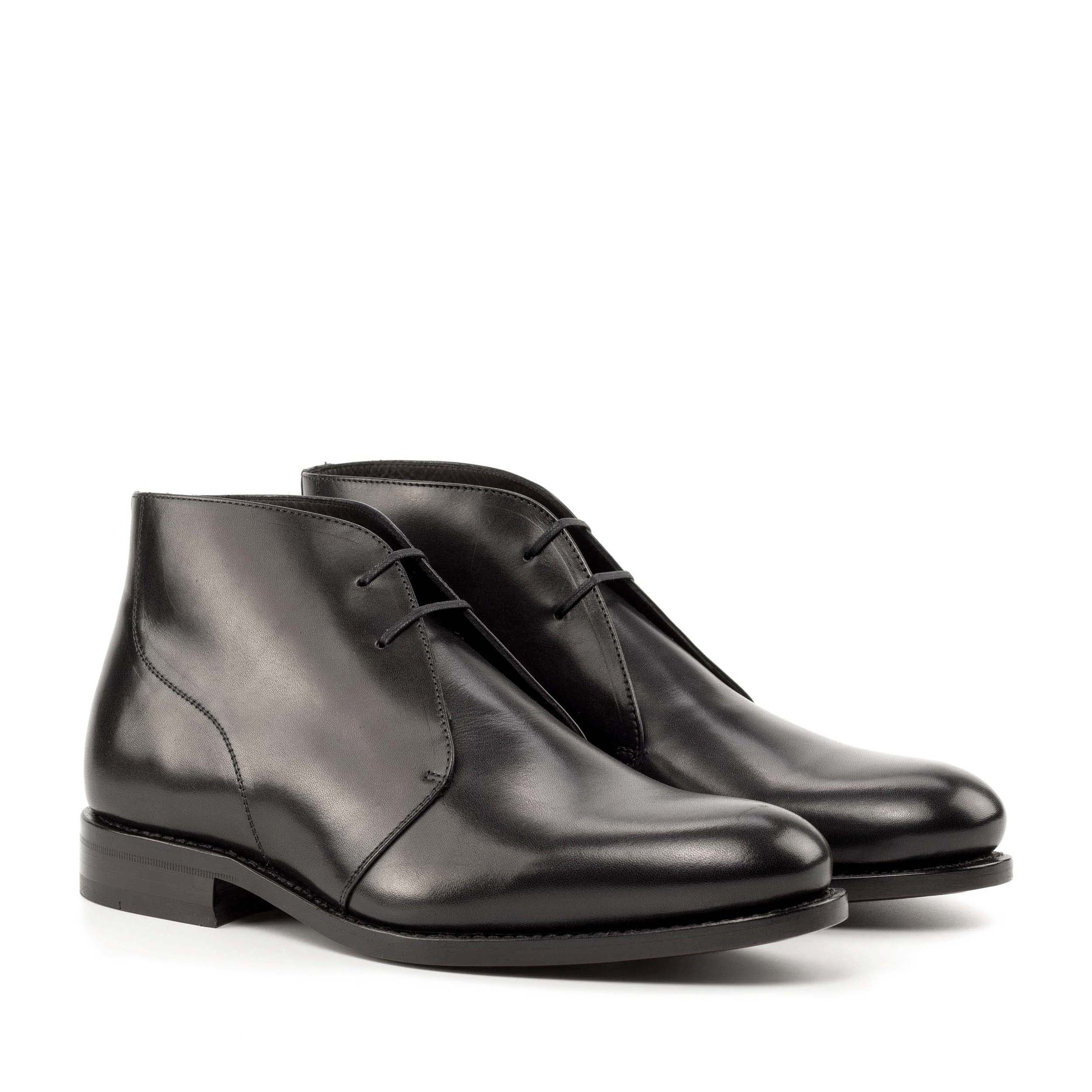 Chukka Black Shoes